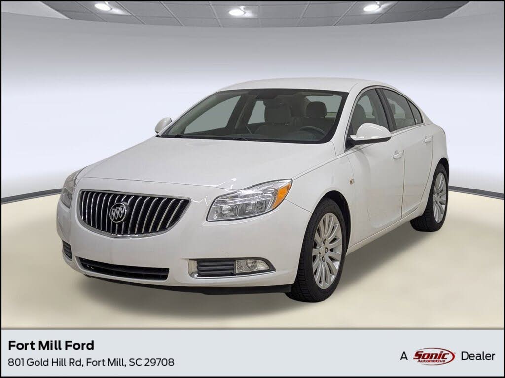 2011 Buick Regal CXL Sedan FWD