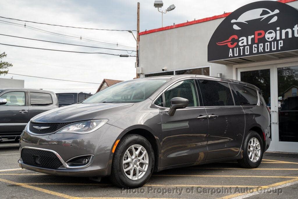 2020 Chrysler Pacifica Touring FWD