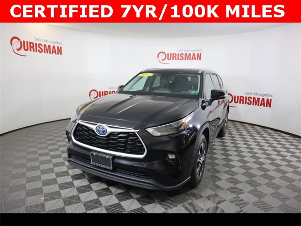 2022 Toyota Highlander Hybrid XLE FWD