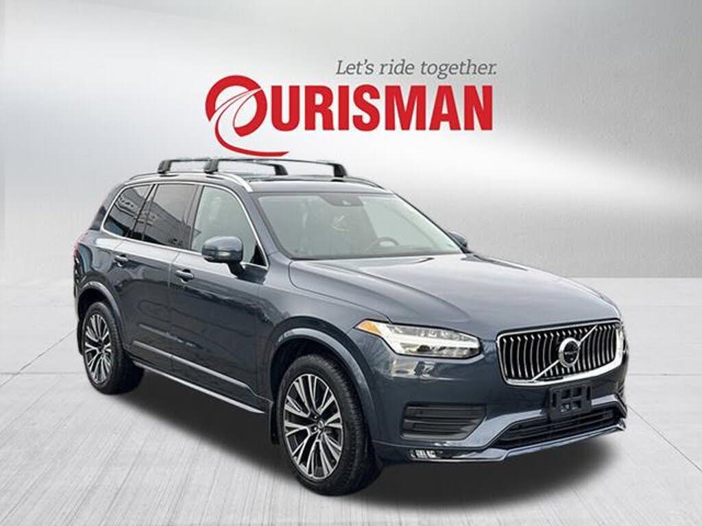 2022 Volvo XC90 T6 Momentum 6-Passenger AWD