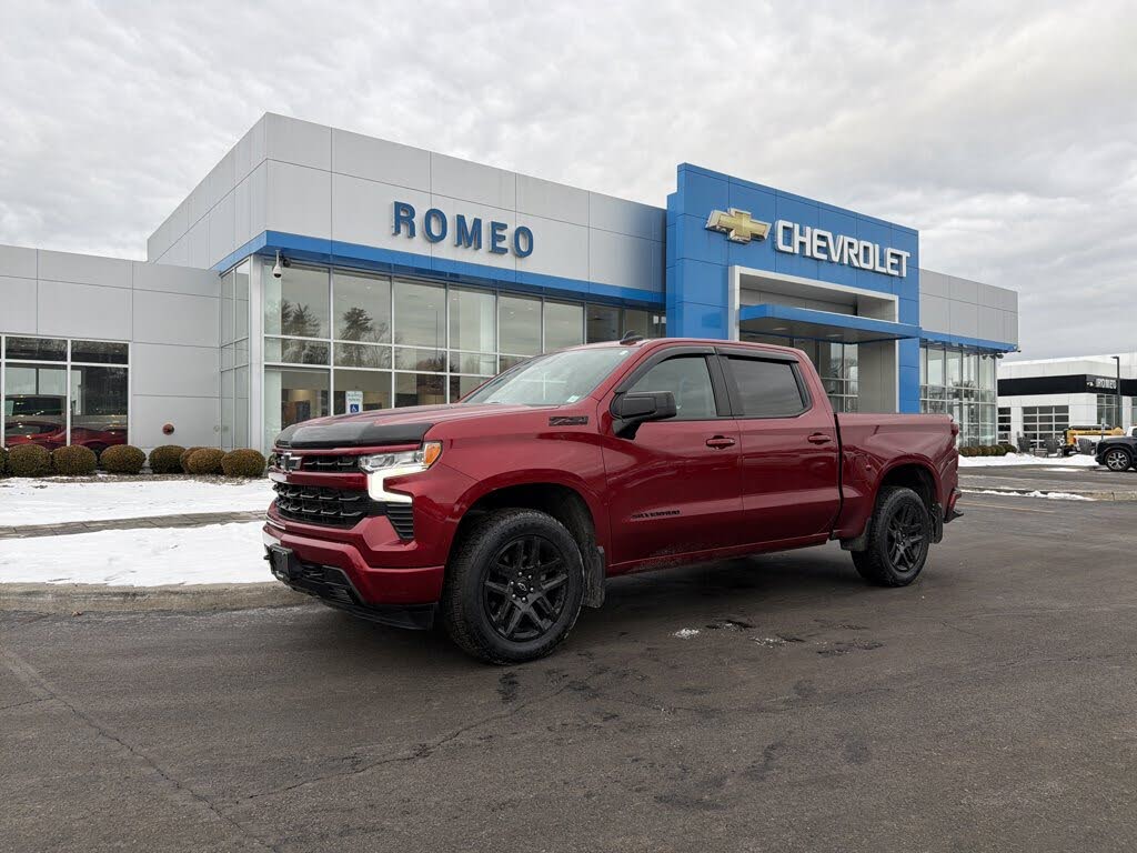 2023 Chevrolet Silverado 1500 RST Crew Cab 4WD