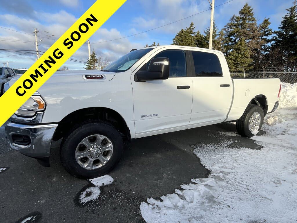 2024 RAM 3500 Big Horn Crew Cab 4WD