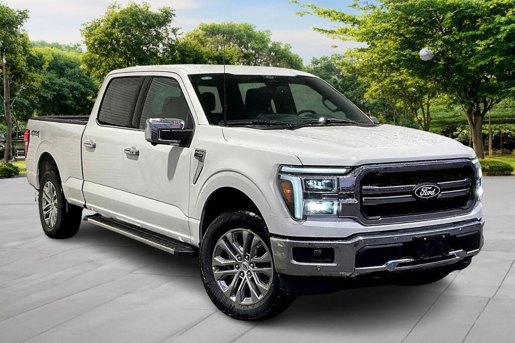 2025 Ford F-150 Lariat SuperCrew 4WD