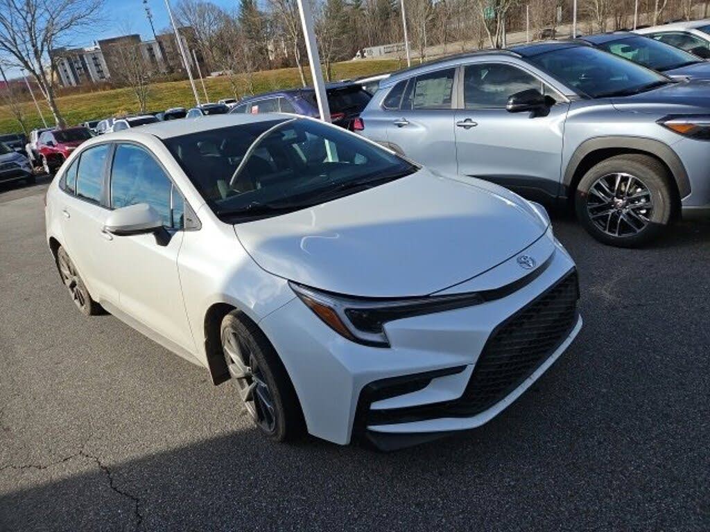 2025 Toyota Corolla SE FWD