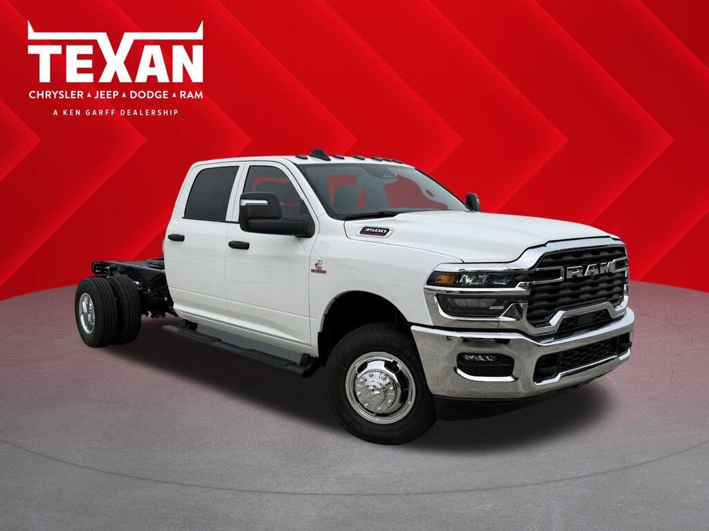 2026 RAM 3500 Chassis Tradesman Crew Cab LB DRW 4WD