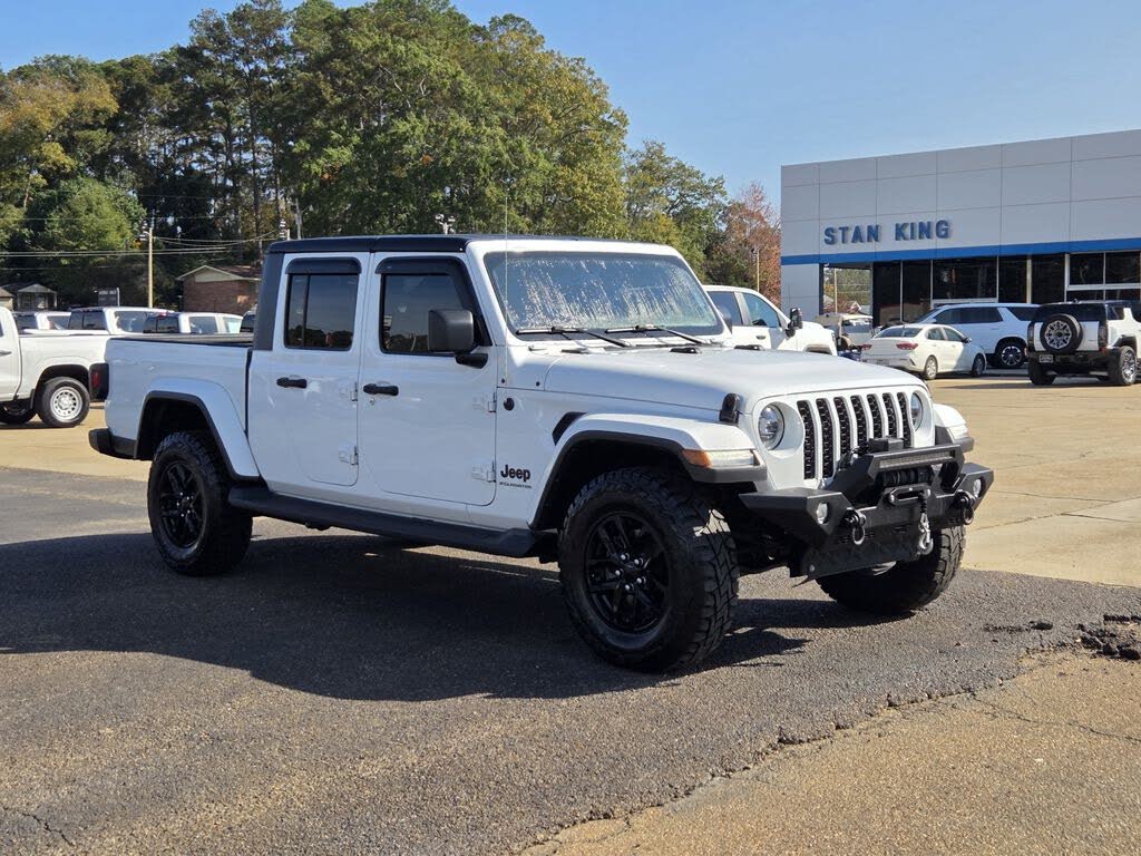 2023 Jeep Gladiator Sport Crew Cab 4WD