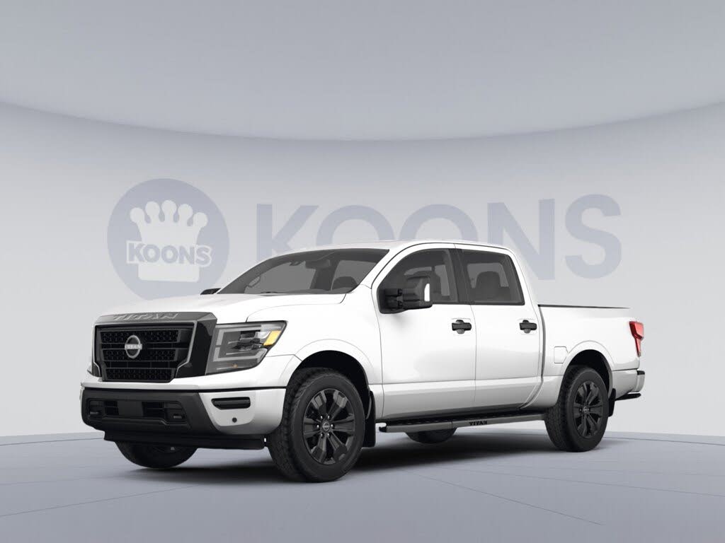 2024 Nissan Titan SV Crew Cab 4WD