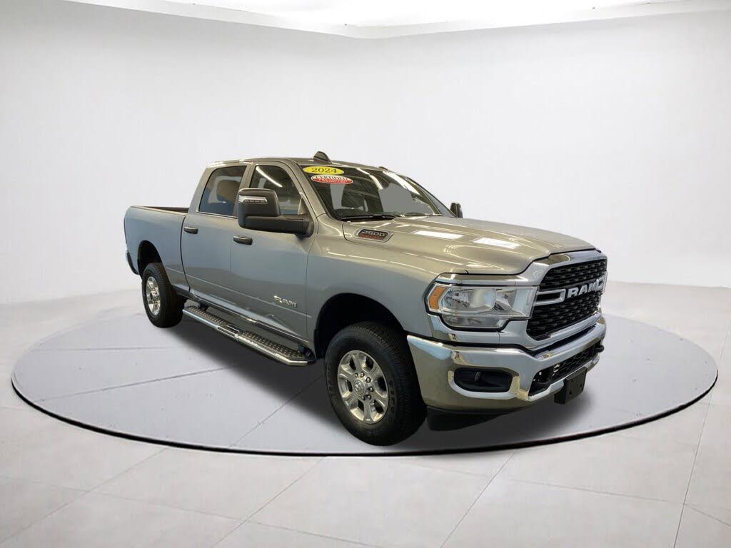 2024 RAM 2500 Big Horn Crew Cab 4WD