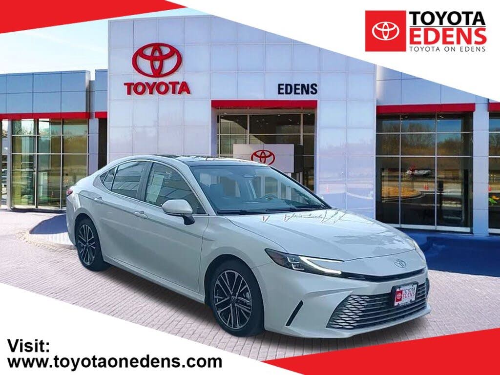 2025 Toyota Camry XSE FWD