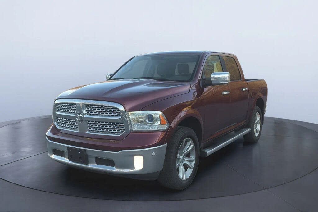 2017 RAM 1500 Laramie Crew Cab 4WD