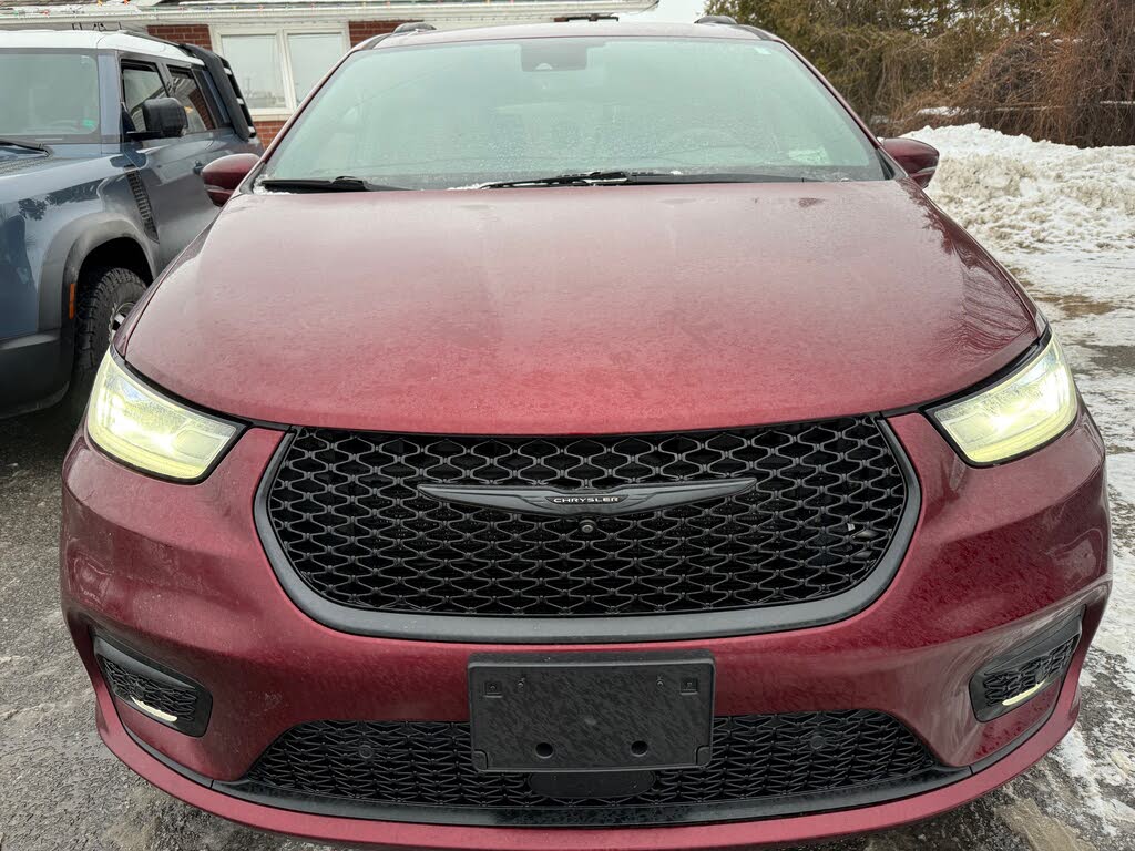 2022 Chrysler Pacifica Touring L FWD