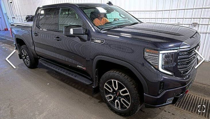2022 GMC Sierra 1500 AT4 Crew Cab 4WD