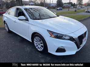 Nissan Altima 2.5 S FWD