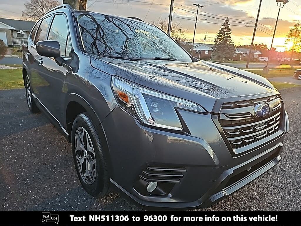2022 Subaru Forester Premium Crossover AWD