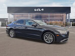 Hyundai Sonata SEL FWD