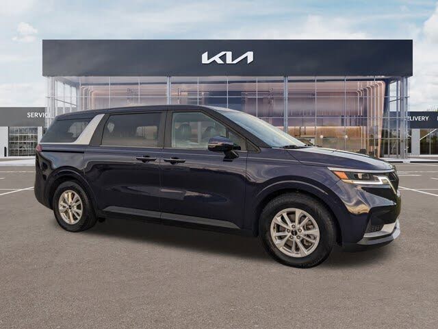 2024 Kia Carnival LX FWD