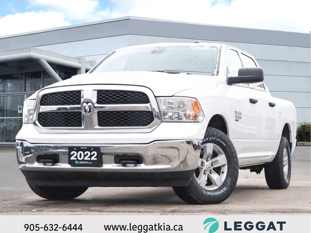 RAM 1500 Classic SLT Crew Cab 4WD 2022