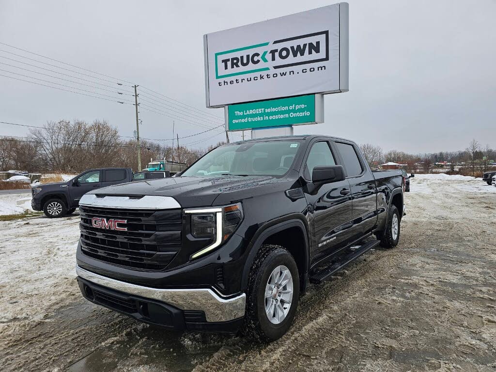 GMC Sierra 1500 Pro Crew Cab 4WD 2023