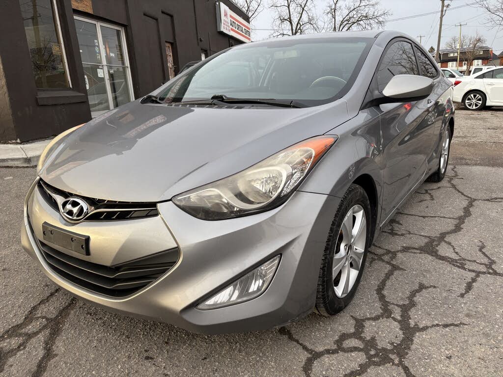 Hyundai Elantra Coupe GS FWD 2013