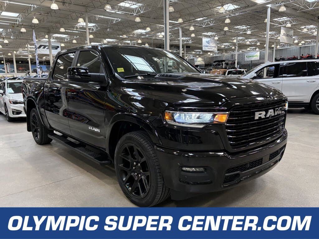 2025 RAM 1500 Laramie Crew Cab 4WD
