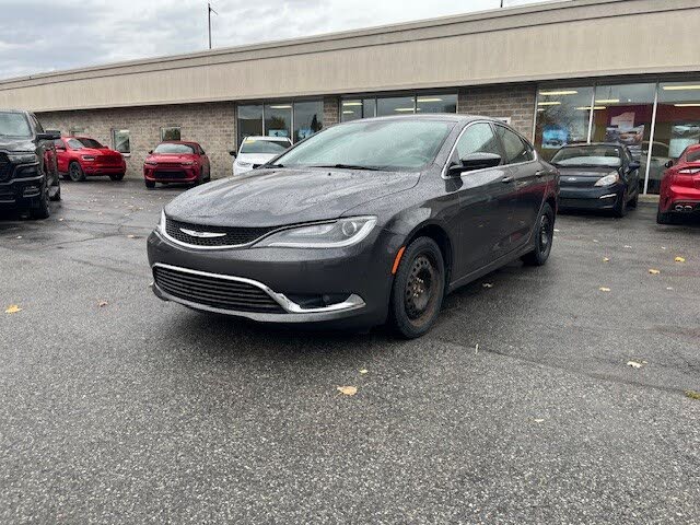 2016 Chrysler 200 Limited Sedan FWD