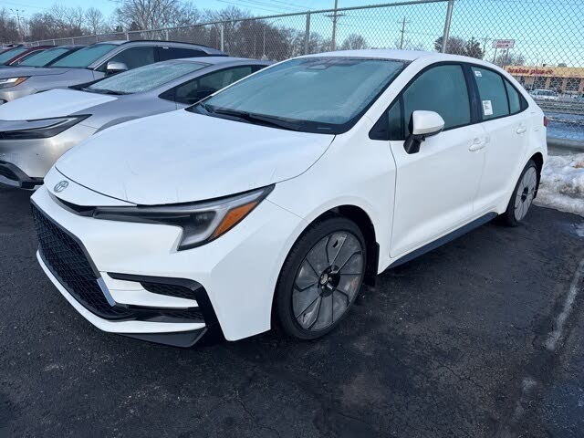 2026 Toyota Corolla Hybrid SE FWD
