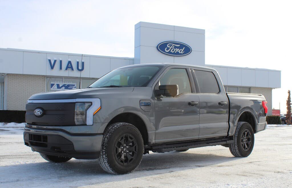 2025 Ford F-150 Lightning XLT SuperCrew AWD
