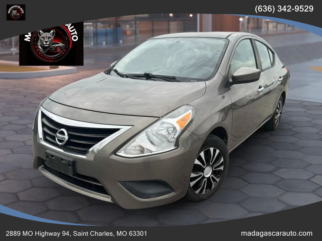 2017 Nissan Versa SV