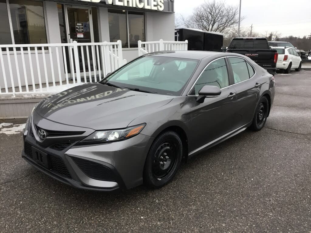 2021 Toyota Camry SE FWD