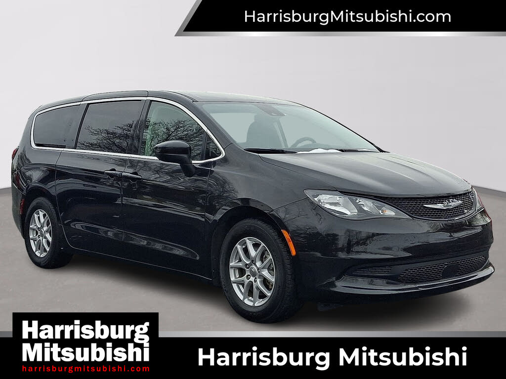 2023 Chrysler Voyager LX FWD