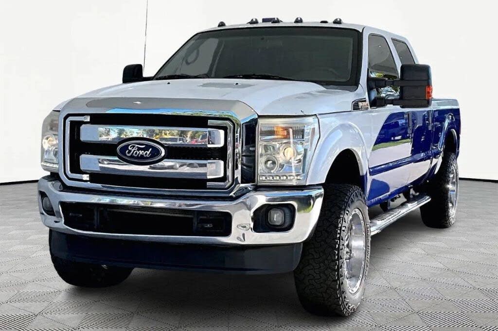 2011 Ford F-250 Super Duty XLT Crew Cab 4WD