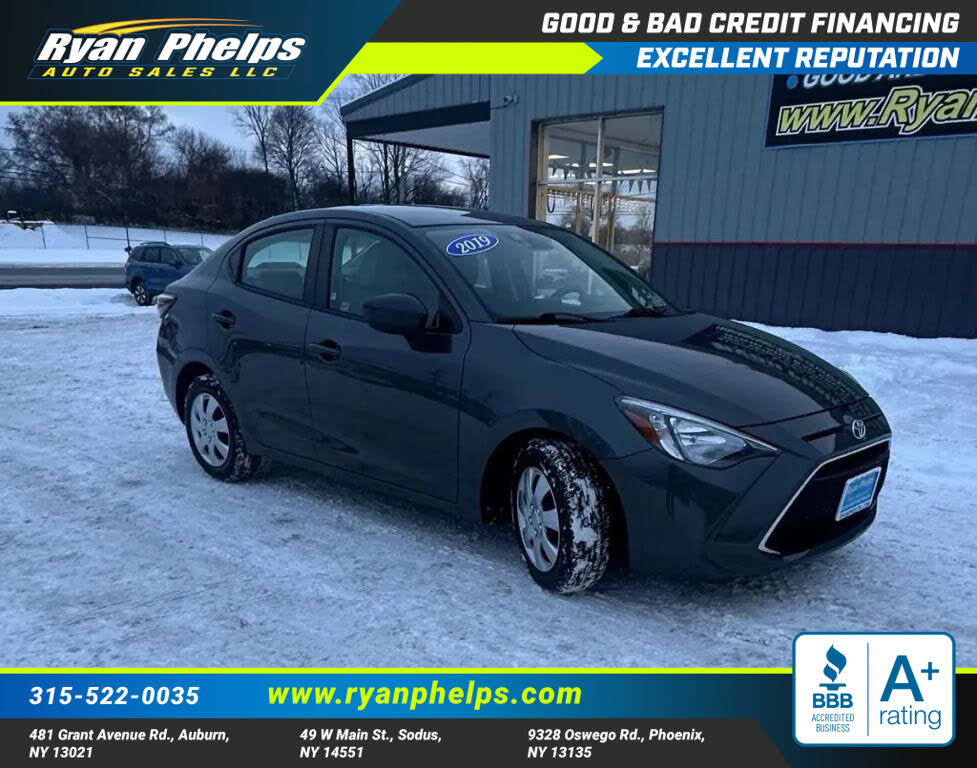 2019 Toyota Yaris L Sedan FWD