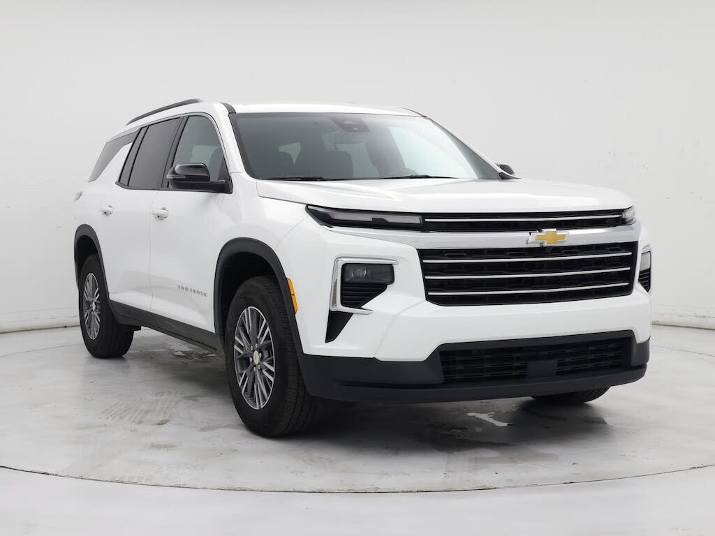2025 Chevrolet Traverse LT FWD