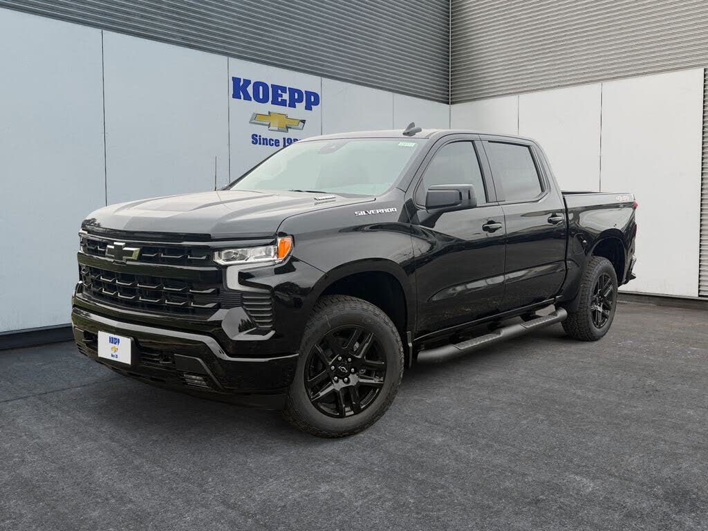 2026 Chevrolet Silverado 1500 RST Crew Cab 4WD