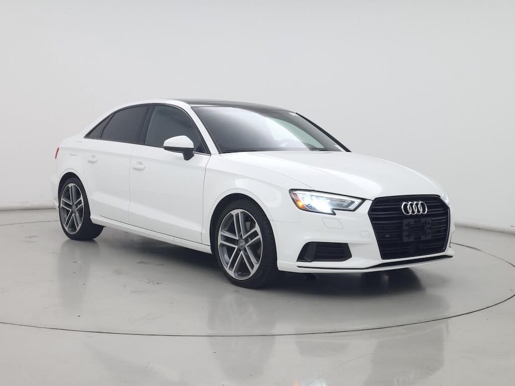 2019 Audi A3 Titanium Premium 40 TFSI Sedan FWD