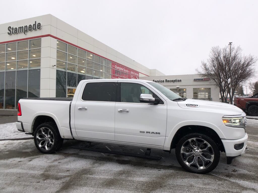 2020 RAM 1500 Laramie Longhorn Crew Cab 4WD