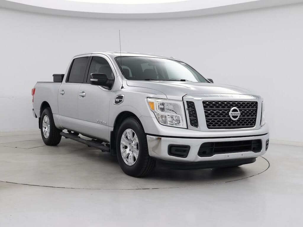 2017 Nissan Titan SV Crew Cab