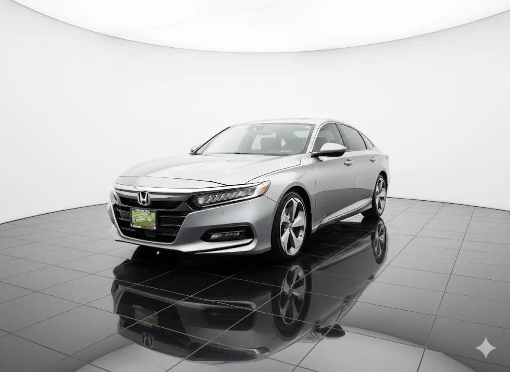 2018 Honda Accord 2.0T Touring FWD