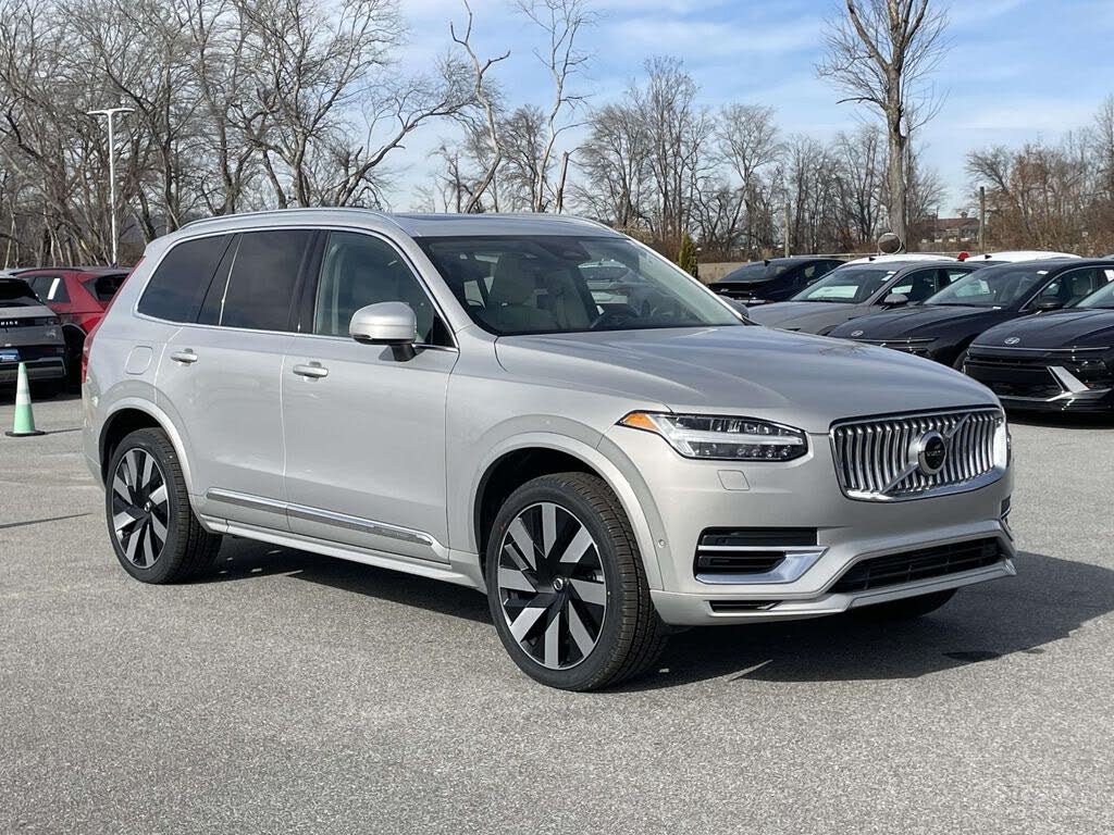 2023 Volvo XC90 Recharge T8 Plus Bright Theme 6-Passenger eAWD
