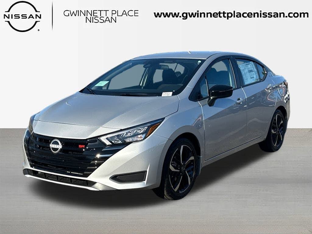 2025 Nissan Versa SR FWD