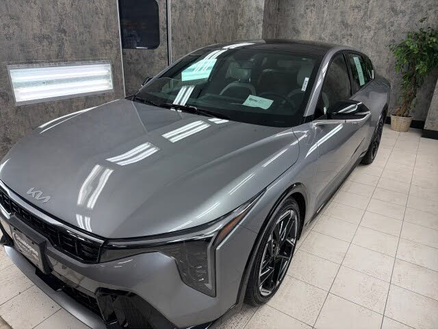 2025 Kia K4 GT-Line FWD