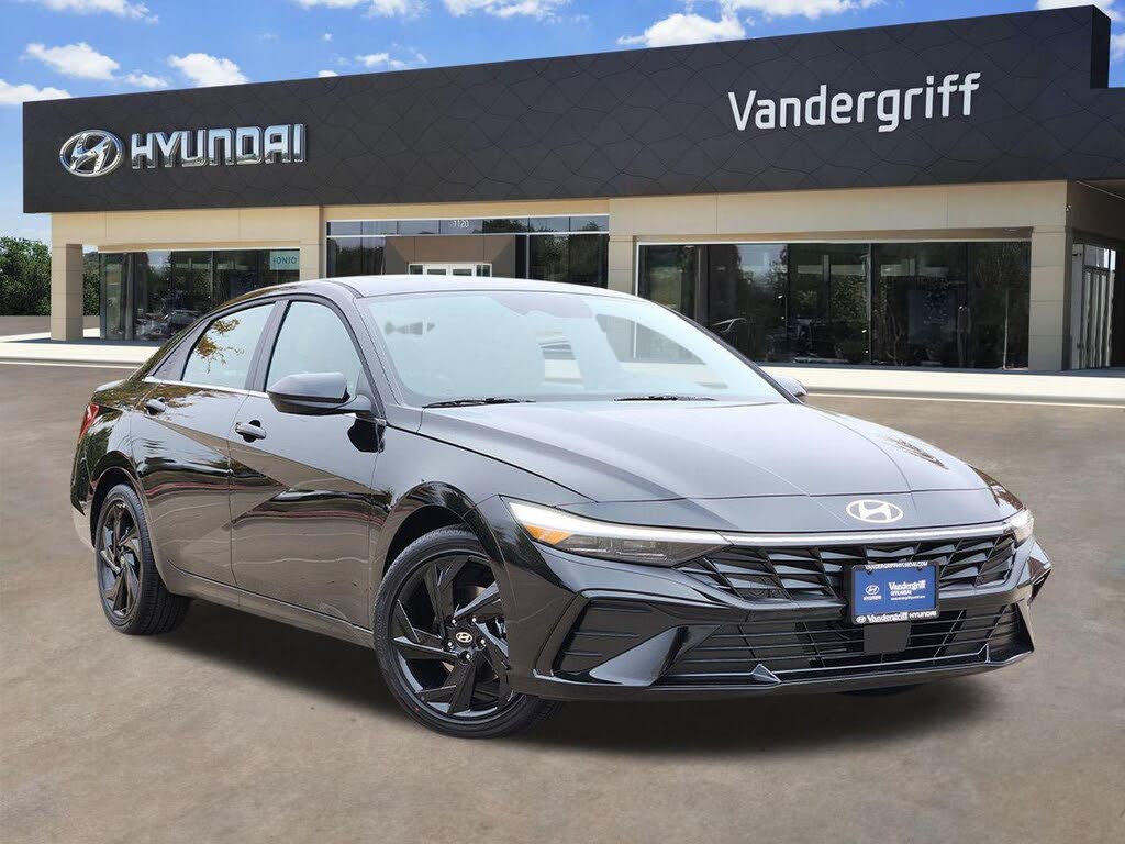 2026 Hyundai Elantra SEL Sport Premium FWD