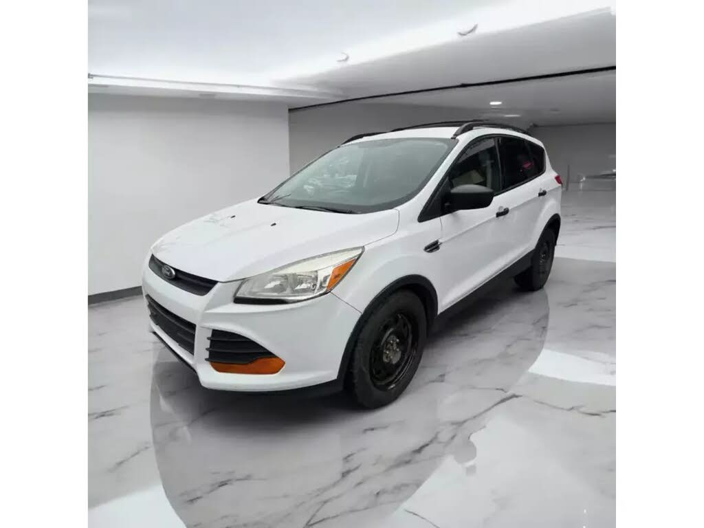 2015 Ford Escape S FWD