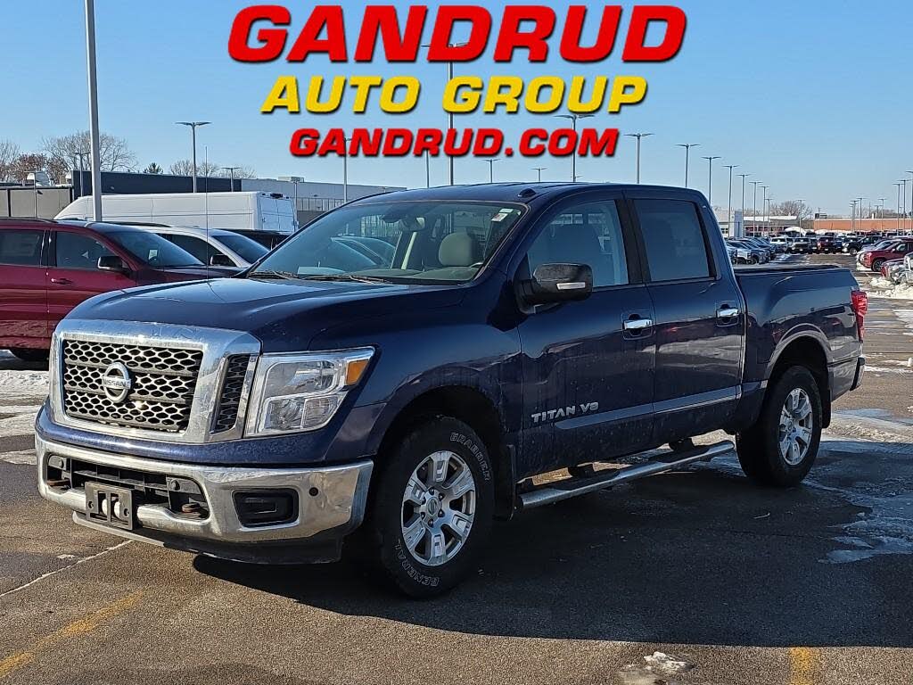 2018 Nissan Titan SV Crew Cab 4WD