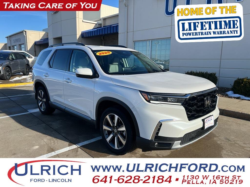 2025 Honda Pilot Touring AWD