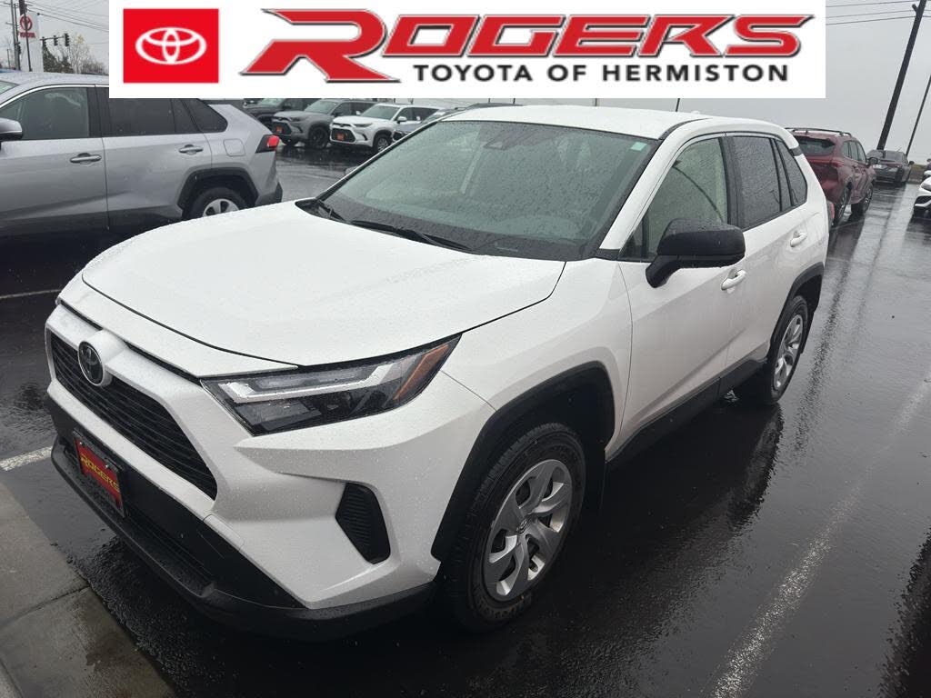 2025 Toyota RAV4 LE AWD