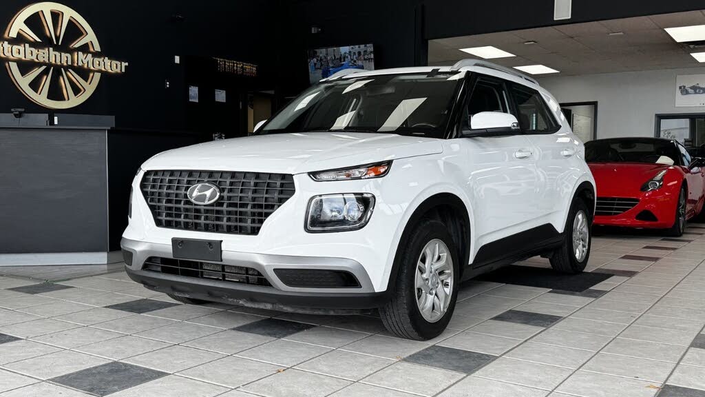 2023 Hyundai Venue Preferred FWD