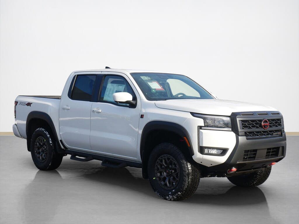 2026 Nissan Frontier PRO-4X Crew Cab 4WD