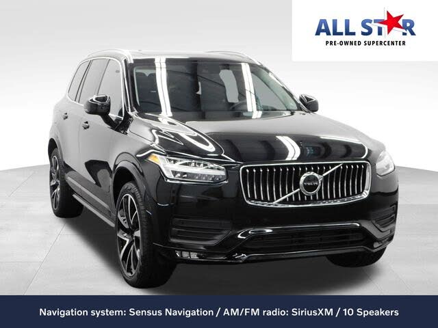 2022 Volvo XC90 T6 Momentum 7-Passenger AWD