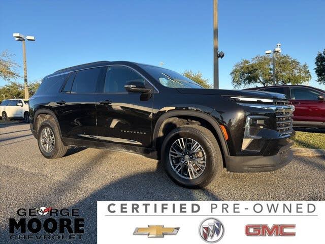 2025 Chevrolet Traverse LT FWD